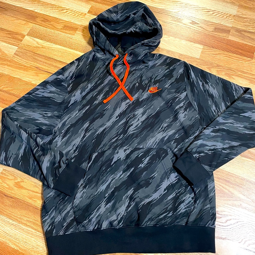 MENS NIKE SWEATER